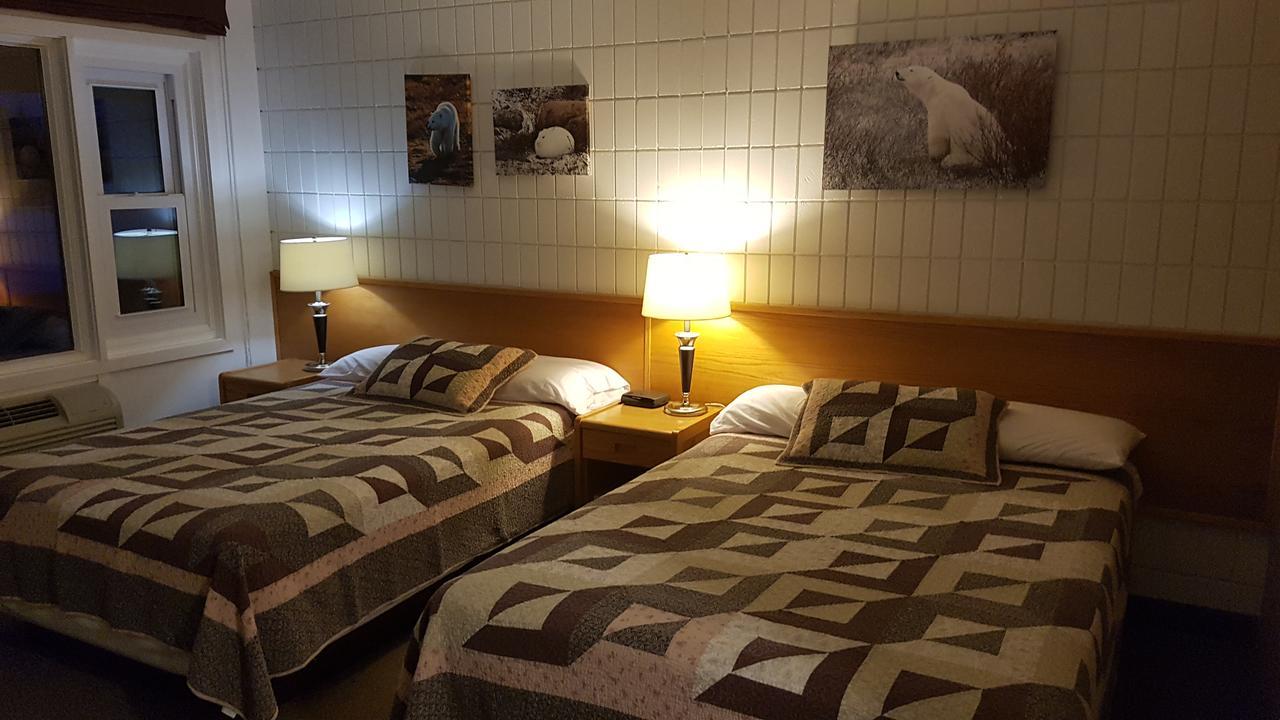 Pinawa Motel Esterno foto